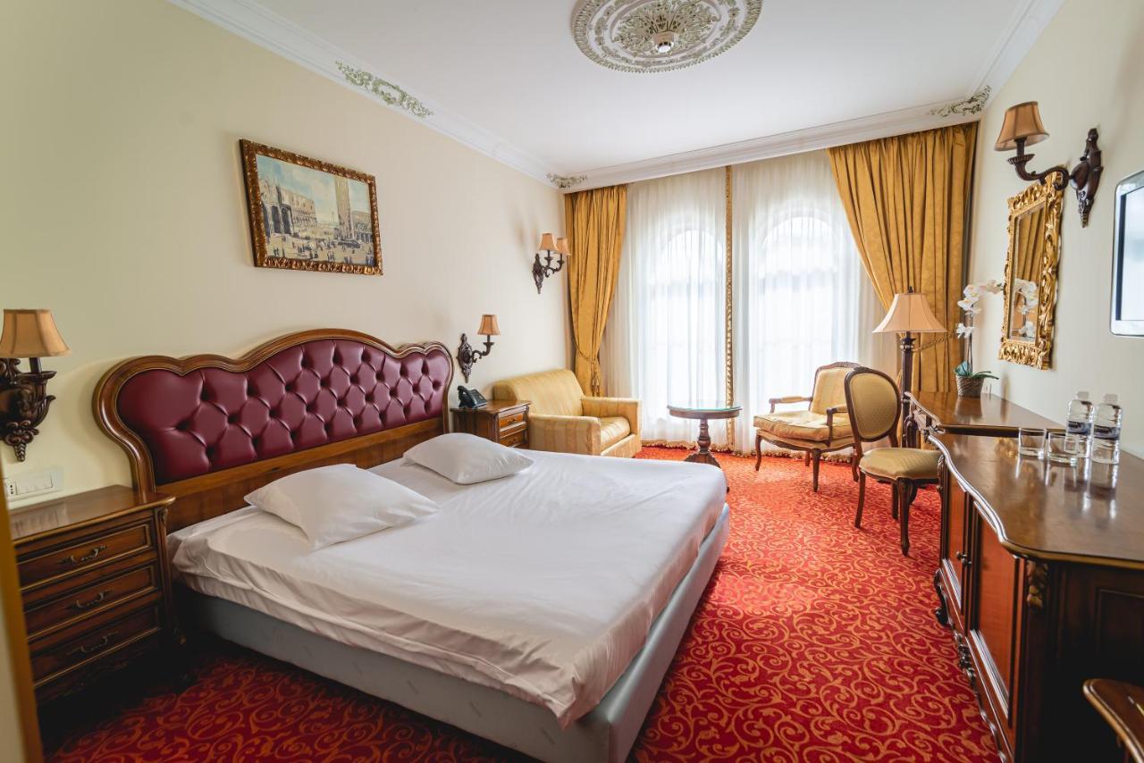 Hotel Casino & Admiral Skofije